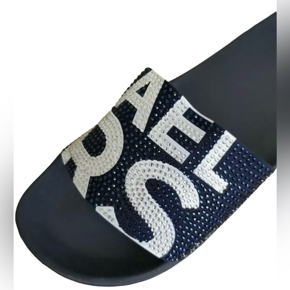 Michael Kors Gilmore Graphic Sandals Black & White rhinestones. Size 8.5. Used.
